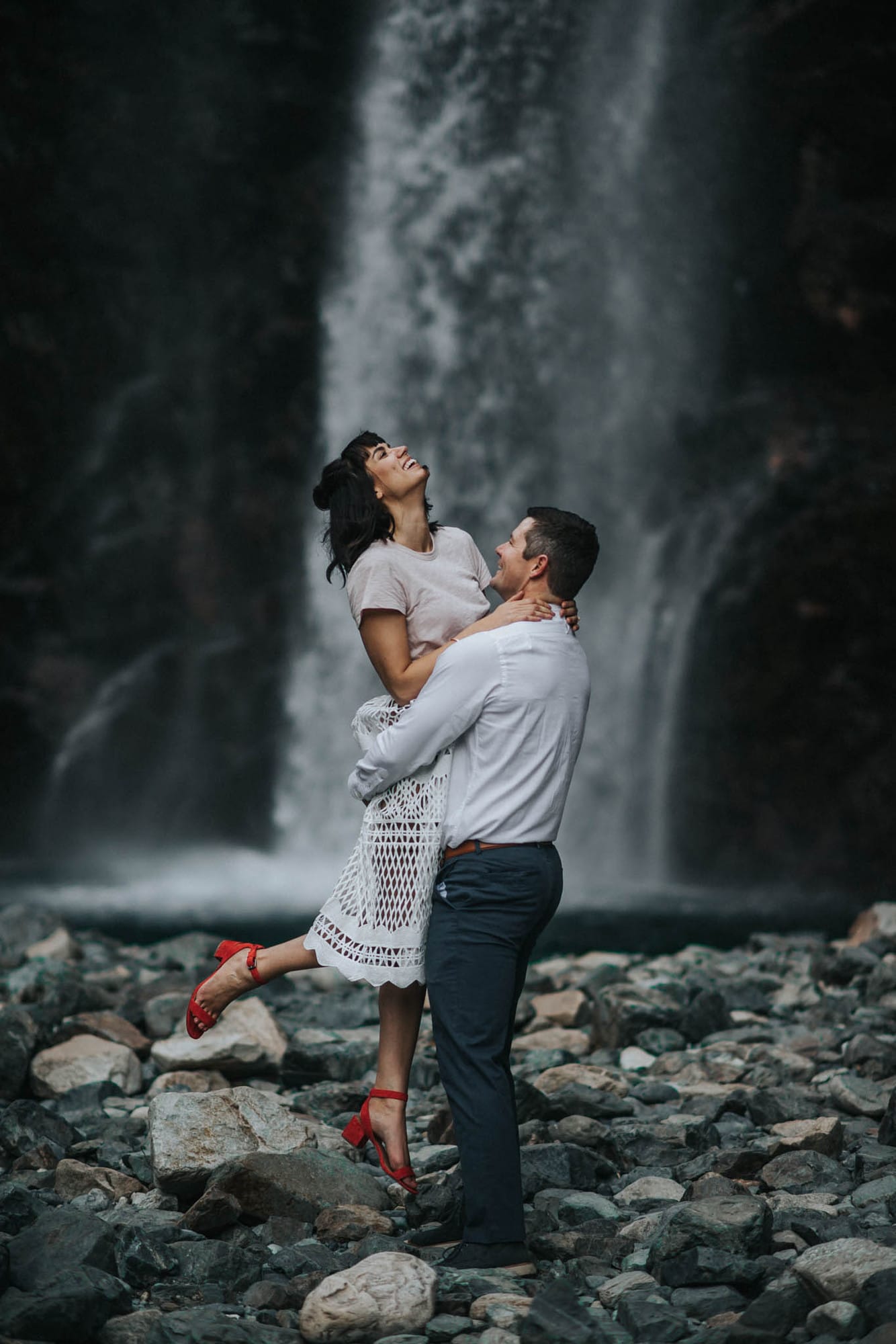 bride wears red heels at franklin falls engagement session