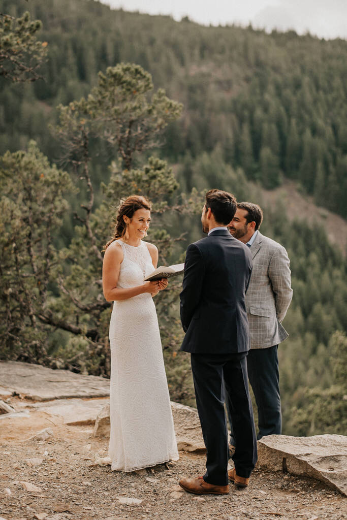 bride reading her vows to groom at diablo lake