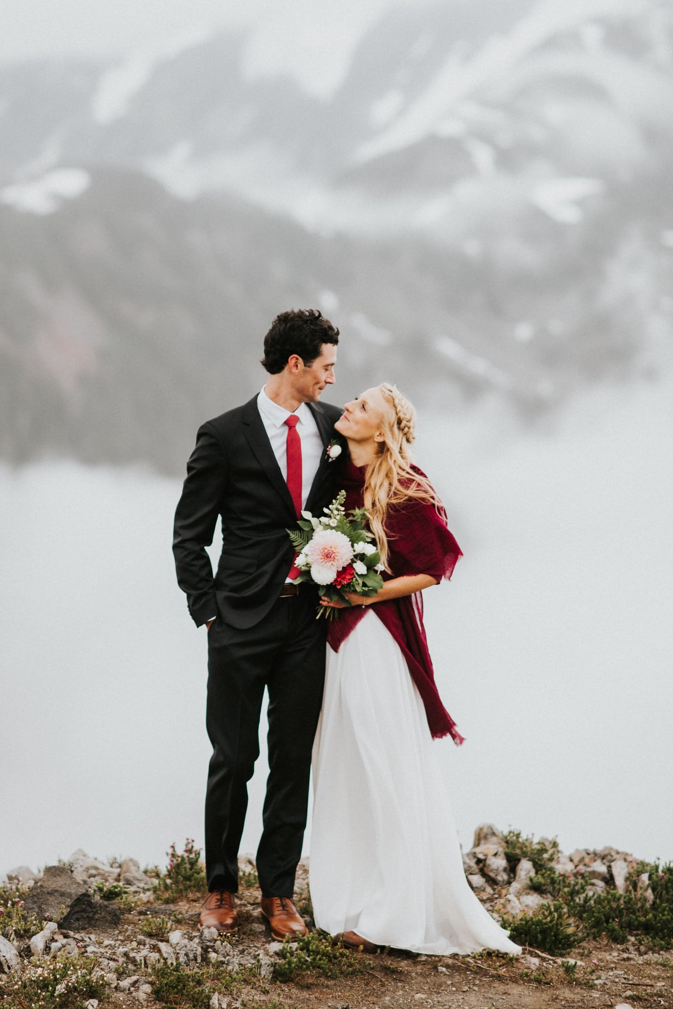 Bride and groom photo in front of mount shuksan